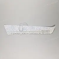 APRILIA Onderkuip sticker, rechterkant AP8157890-3