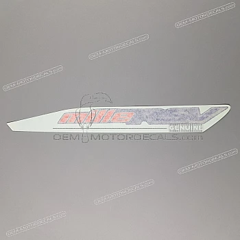 Naklejka na przednią owiewkę (czasza), prawa strona