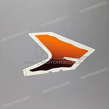 Naklejka na przednią owiewkę (czasza), lewa strona