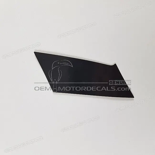 Original Honda CBR125R linker vorderer Aufkleber für obere Verkleidung, authentisches Originalteil 64233KTYD30ZB für präzise Verkleidungsanpassung.
