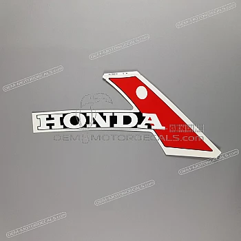 Belly pan decal, right side