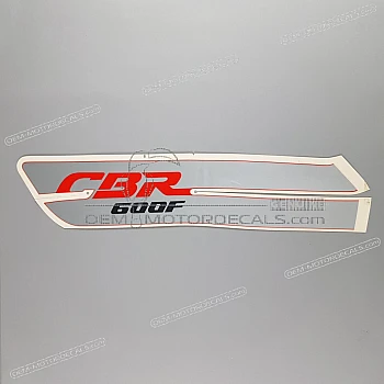 Naklejka na dolną owiewkę, pług, lewa strona