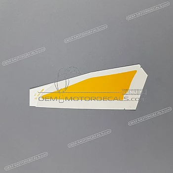 Naklejka na dolną owiewkę, pług, lewa strona