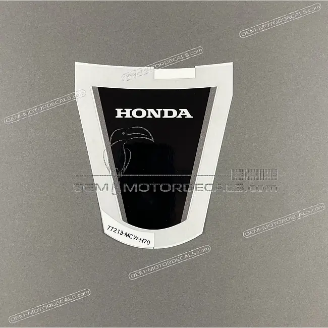 Honda VFR800 Heckhöcker Aufkleber OEM 77213MCWH70ZA
