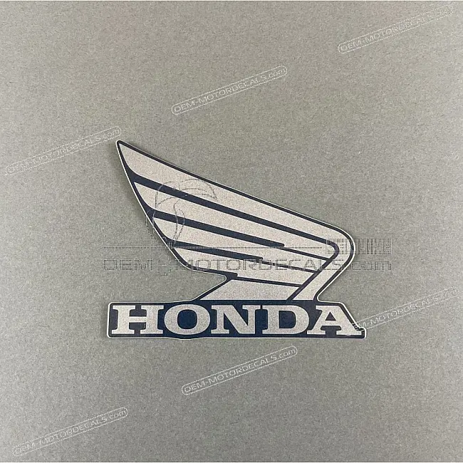 Honda CB125R Rechte Seite Kühlerverkleidung Honda Wing Logo Emblem OEM 86201K98E20ZB