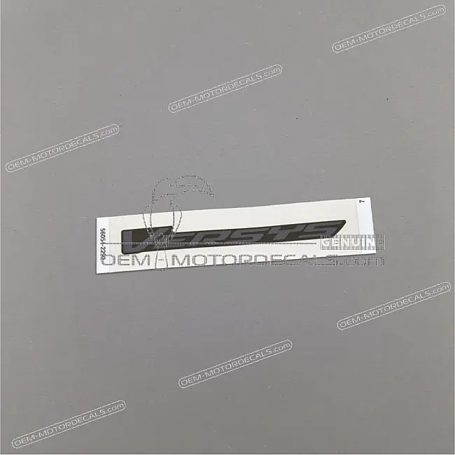 Kawasaki VERSYS 650 Emblema VERSYS Tapa Lateral OEM 560542292 Gráfico de Fábrica Genuino