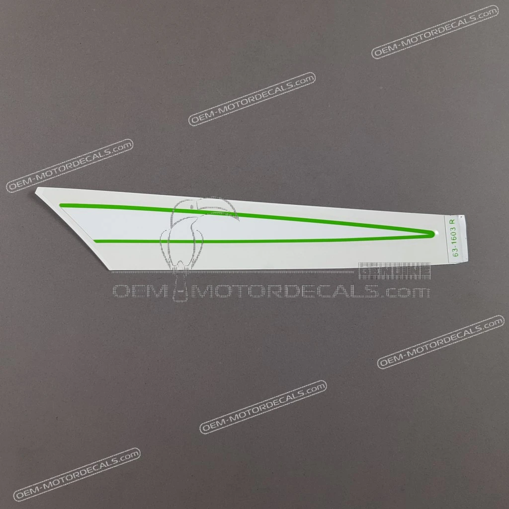 Autocollant Kawasaki Ninja ZX-6R Carénage Inférieur Central Côté Droit OEM 560631603