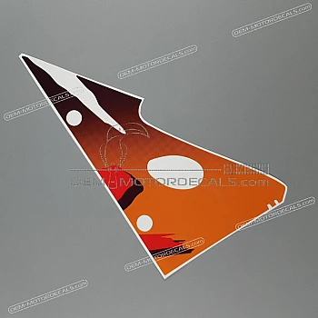 Naklejka na przednią owiewkę (czasza), prawa strona