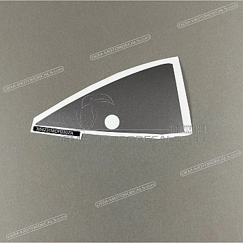 Naklejka na przednią owiewkę (czasza), prawa strona