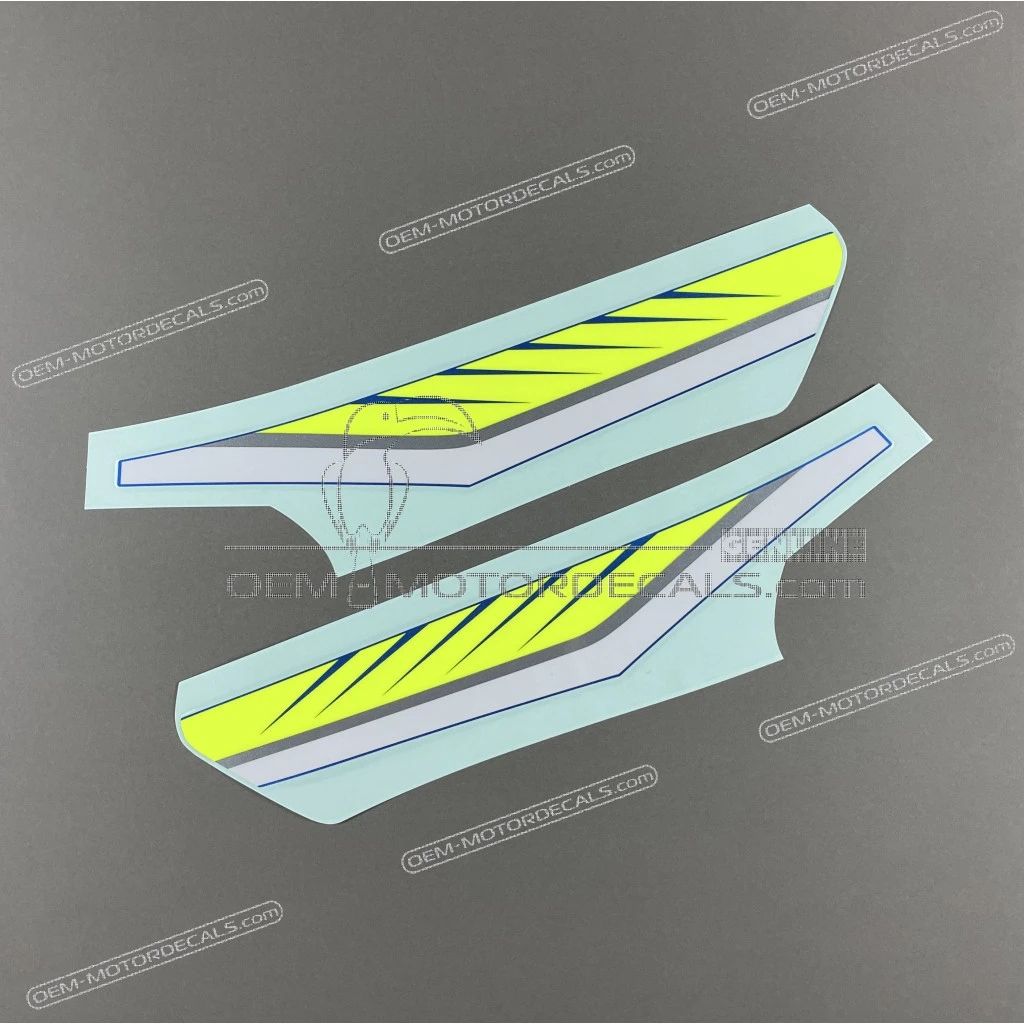 Suzuki GSX-R600 Fuel Tank SUZUKI Logo Decal Set Left and Right Side OEM 6811014J10BDH