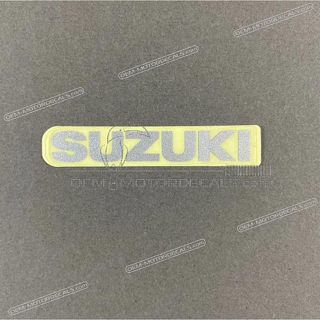 Suzuki GSX-R600 Emblema SUZUKI per codone OEM 6813121H01YD8