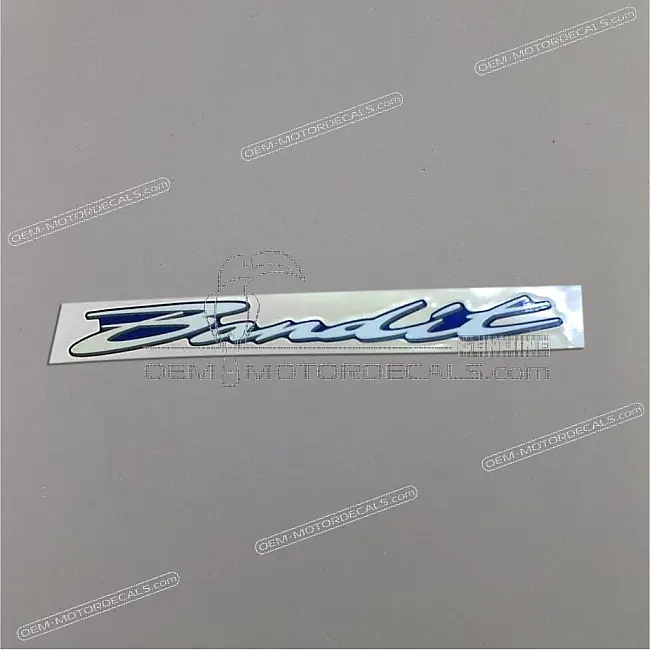 Suzuki GSF600N Bandit Emblemat na tylną owiewkę siedzenia Bandit OEM 6813131F00FC3