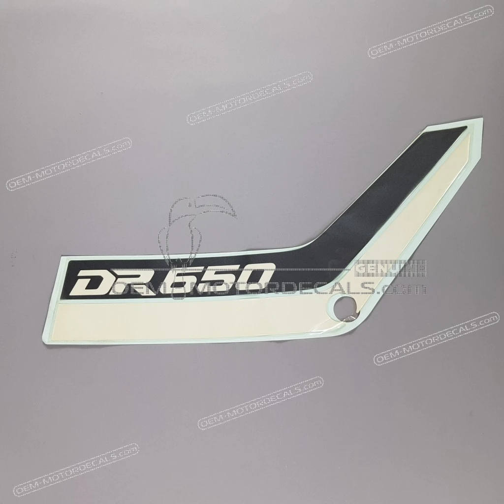 Suzuki-6813512D003VW