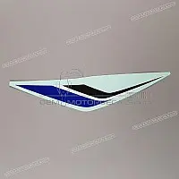 SUZUKI Naklejka na tylną owiewkę / zadupek, prawa strona 68135-13K50-BVC