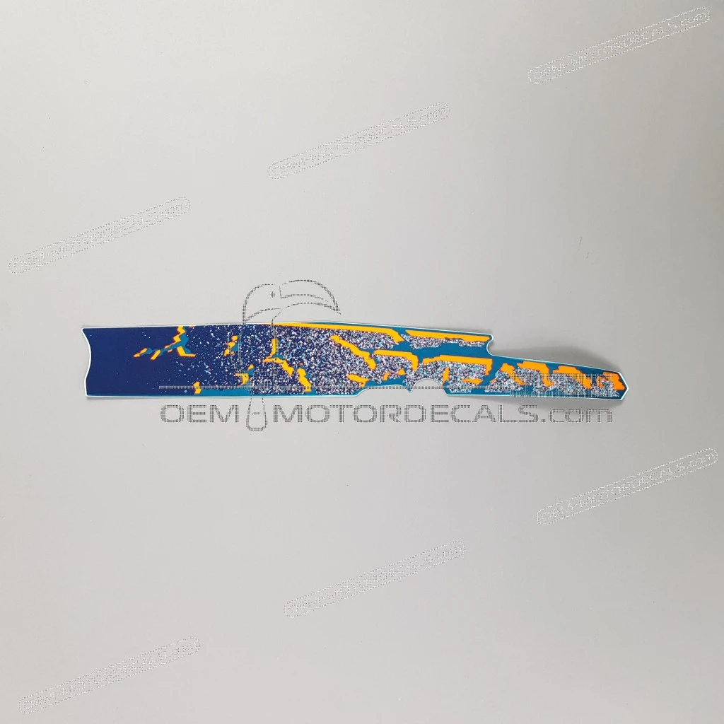 Suzuki-6813543C10D5D