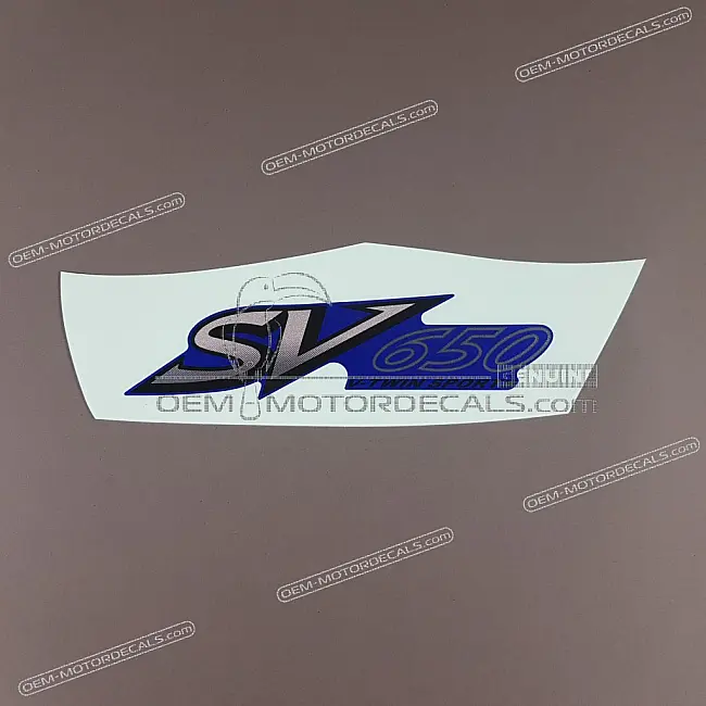Suzuki SV650 Emblemat na tylną owiewkę SV650 OEM 6816120F00GY3