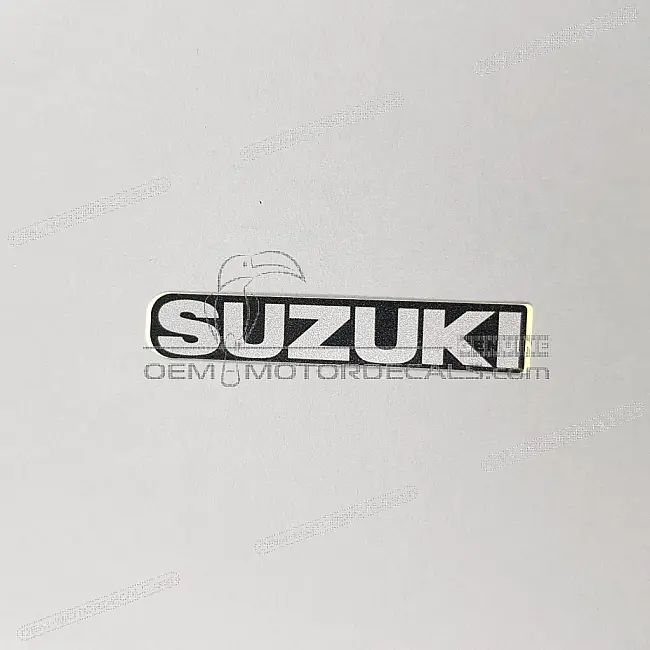 Emblema Suzuki SV650 codone SUZUKI OEM 6817128H11CTY