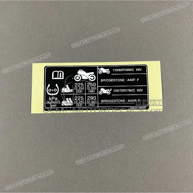 Suzuki-6833228K00