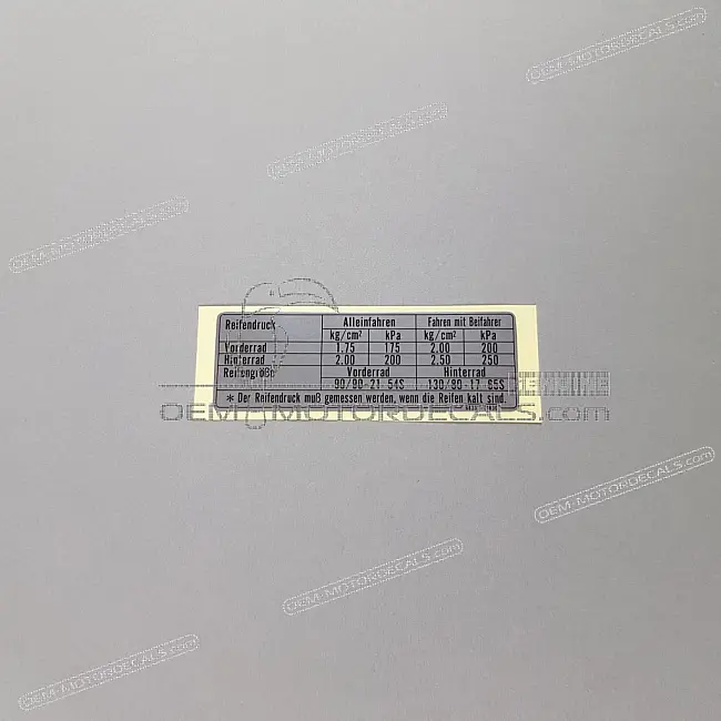 Suzuki-6833244B30