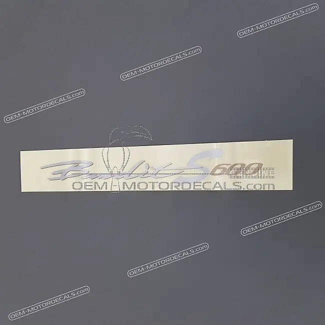 Emblème Suzuki GSF600S Bandit pour flanc de carénage OEM 6868126E00E0E