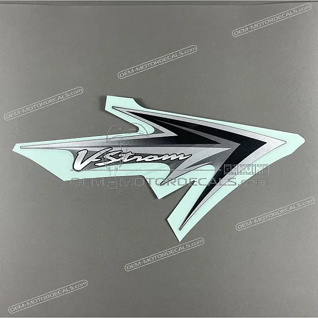 Naklejka na owiewkę boczną Suzuki DL650 V-Strom prawa strona OEM 6868527G21GPL