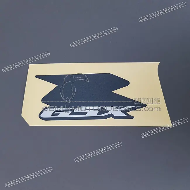 Suzuki GSXR1000 linker zijkuip GSX-R 3D embleem links OEM 6869147H20CTY