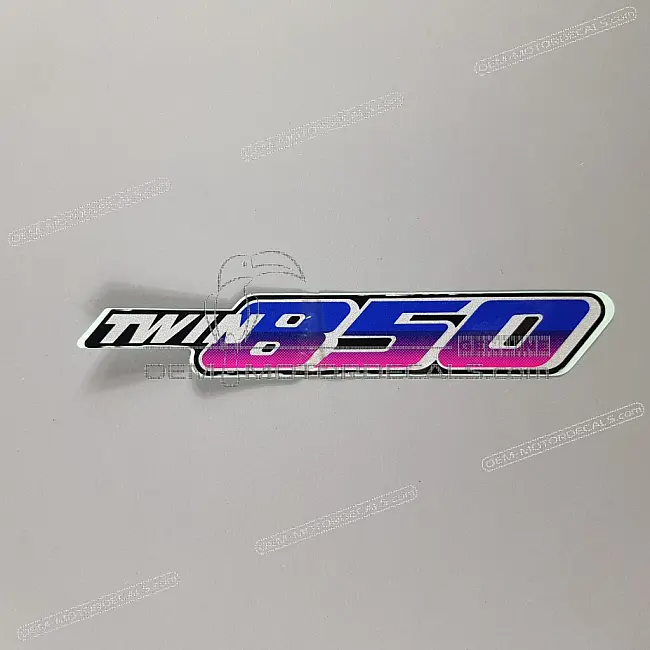 Emblème Yamaha TDM850 pour flanc de carénage OEM 3VD217370000