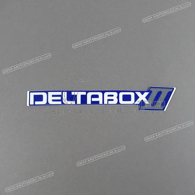 Yamaha YZF-R1 Carenado Lateral Emblema R1 Izquierdo OEM 4XV-28328-70-00