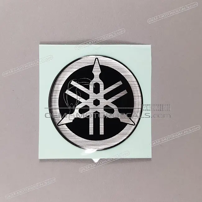 Yamaha XJ6 Diversion Brandstoftank Stemvork Embleem OEM 5JW-2413B-00-00
